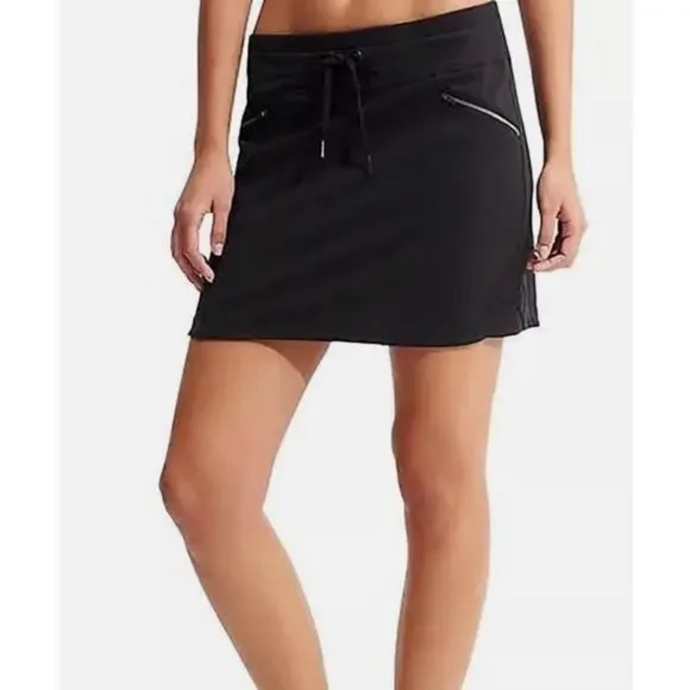 Athleta Black Metro Downtown Athletic Skirt Skort
Size Large